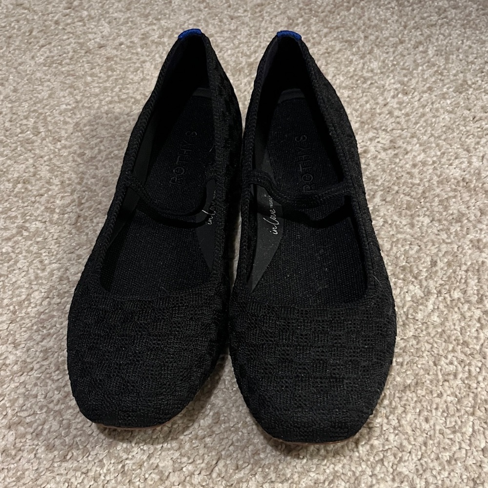 Rothy’s Women’s Black textured Ballet Flats